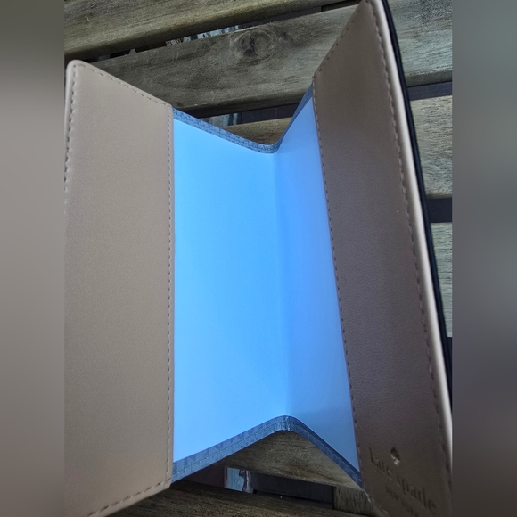 Kate Spade Sky Blue Leather Travel Wallet - Picture 4 of 4